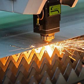 Servicio de corte láser de metal de alta precisión bordes lisos y dimensiones precisas
